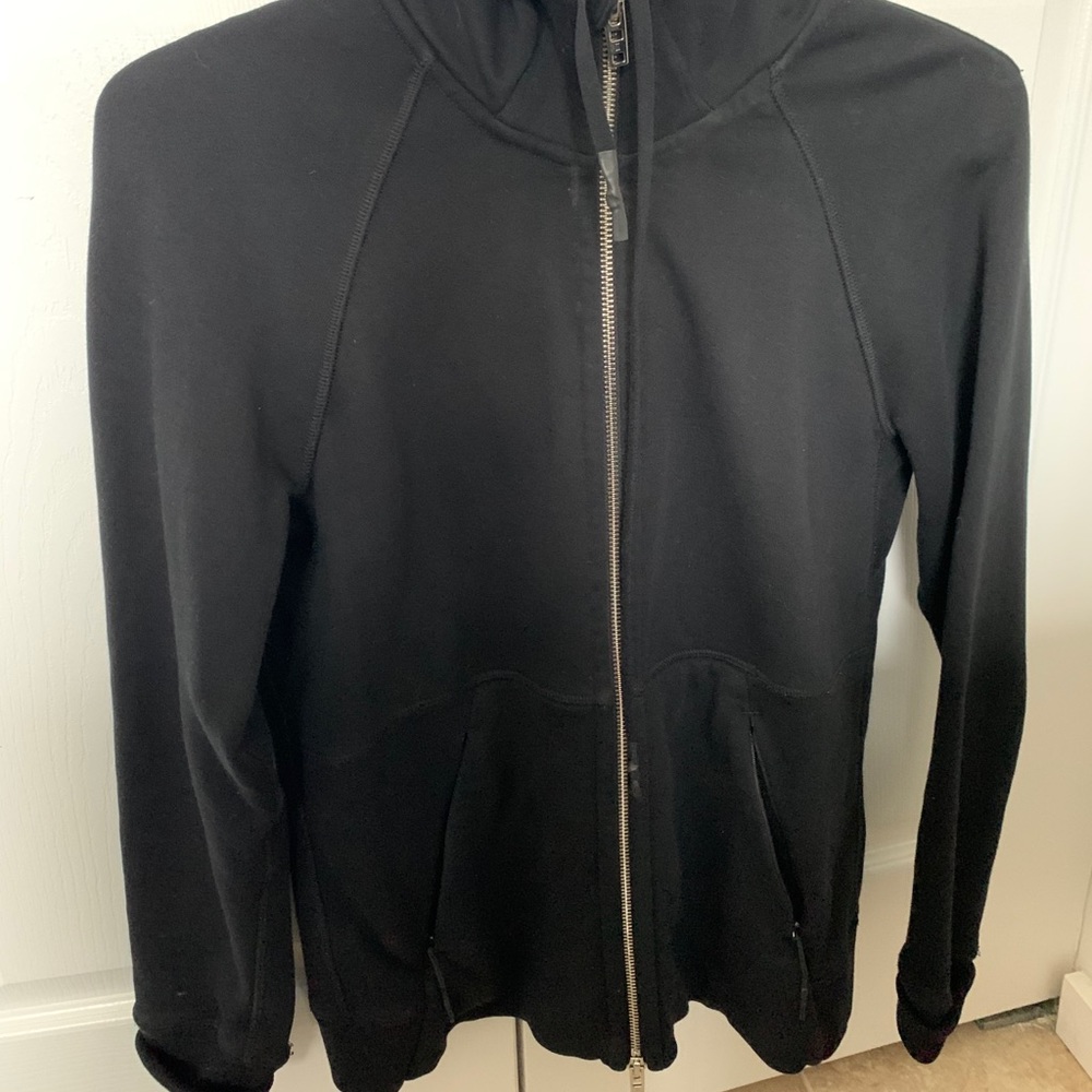 Kit and ace black zip up hoodie.